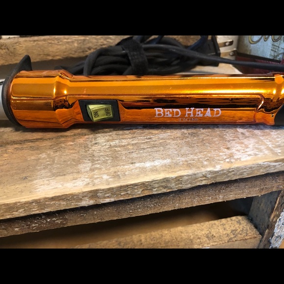 BedHead Curling Iron - Picture 2 of 2